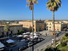 1777 Luxury Suite Noto